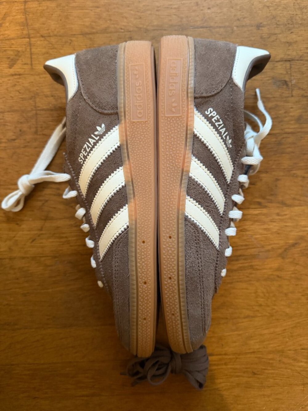 Adidas Handball Spezial Shoes - Picture 1 of 7